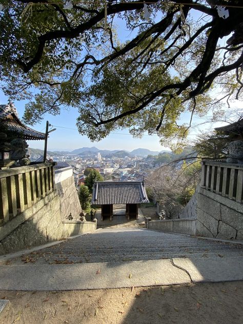 Onomichi by Ichisen0 The post Onomichi appeared first on Alo Japan. Onomichi Japan, Japan Photo, Places To Visit, Japan, Travel