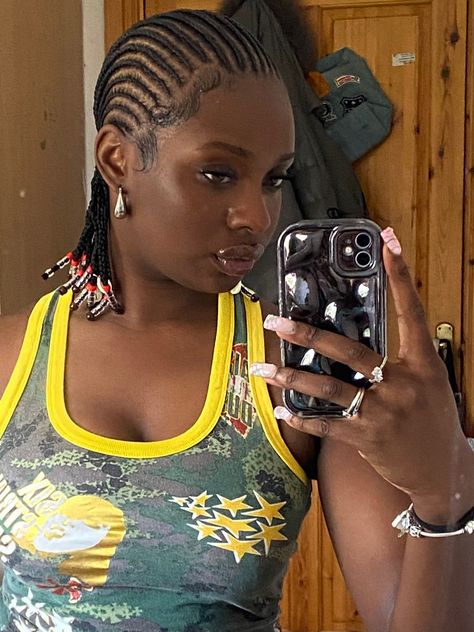 Cornrows Beads Black Women, Simple Cornrow Hairstyles, Simple Cornrow Ideas, Big Cornrows Hairstyles, Cornrow Hairstyles For School, Big Cornrows, Cornrows With Beads, Simple Braid, Latest Hair Braids