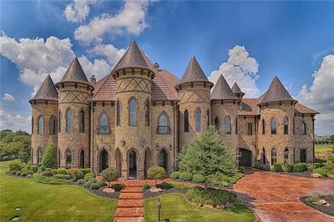 This majestic home in Southlake, Texas, has hit the market for $4.9 million. The castle-like home includes eight bedrooms, 10 bathrooms, a theater, a game room, guest quarters and a 12-car garage, according to Trulia. A pool and outdoor kitchen are outdoors. Fairy Tale Homes, Castle Homes, Amazing Homes, Castle House, Mediterranean Homes, Structured Design, Beautiful Houses, A Castle, Home Exteriors