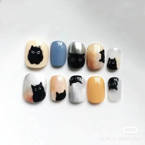 Cat Nail Polish, Dog Nails Art, Nail Cat Design, Cat Gel Nails, Cute Cat Nail Art, Cat Design Nails, Cat Inspired Nails, Animal Crossing Nails, Cute Cat Nails