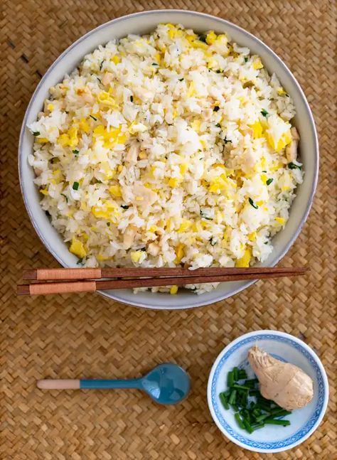 Ginger Fried Rice Recipe, Made With Lau, Breakfast Fried Rice, Healthy Fried Rice, Recipe Drawing, Authentic Chinese Recipes, Ginger Sauce, Stroganoff Recipe, James Beard