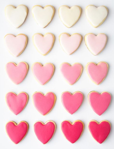 Looking for Valentine’s Day cookie recipe ideas? These Heart-Shaped Sugar Cookies with white and pink pastel royal icing are so simple and delicious, even your littlest helpers can get in on the action. Click here for the recipe. Heart Cookies Recipe, Shaped Sugar Cookies, Heart Shaped Sugar Cookies, Heart Sugar Cookie, Heart Shaped Food, Christmas Shortbread, Valentine Sugar Cookies, Valentines Cookies, Heart Shaped Valentines