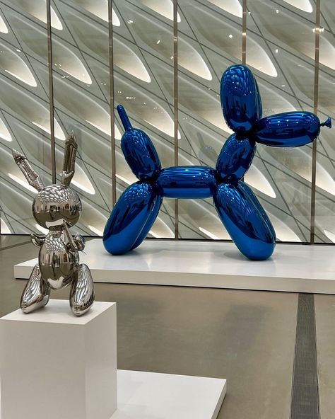 Mark Cashion on Instagram: “A room of Jeff Koons at LA's The Broad. To those who sneer might I suggest: lighten up. . . . . . . . . #artsy #artnet #abstractart #popart…” Broad Museum, The Broad Museum, Jeff Koons, Marble Statues, Pop Art, Abstract Art, Art Pieces, Sculpture, On Instagram