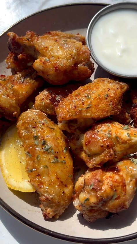 If you’re looking for a quick and easy lemon pepper chicken wing recipe, this one is perfect for you. It is made with lemon pepper seasoning and still delivers so much flavor. Air fry or deep fry, depending on your preference, to make wings that are crispy on the outside and moist on the inside. Serve with your favorite dip. Easy Lemon Pepper Chicken, Lemon Pepper Chicken Wings Recipe, Chicken Wing Recipes Fried, Pepper Chicken Wings, Lemon Pepper Chicken Wings, Chicken Wing Recipes Baked, Lemon Pepper Wings, Crispy Wings, Lemon Pepper Chicken