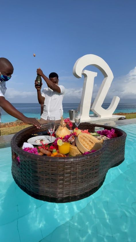 hotelsandresorts on Instagram: Breakfast at @royalzanzibarbeachresort #Zanzibar #Nungwi 🌴 📽 @hotelsandresorts Zanzibar Beach, Floating Breakfast, Zanzibar Beaches, Stone Town, Instagram Breakfast, Africa Destinations, Safari Travel, Vacation Packages, Beach Resort