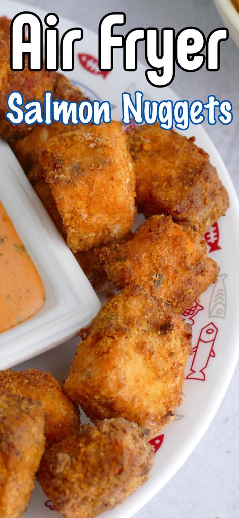 These Air Fryer Breaded Salmon Nuggets with Sriracha Mayo Dipping Sauce are such a great appetizer or dinner. These bites are crispy and so full of flavor! Mayo Dipping Sauce, Sriracha Mayo Sauce, Salmon Nuggets, Breaded Salmon, Salmon Bites Recipe, Best Lunch Recipes, Air Fryer Salmon, Salmon Bites, Air Fryer Fish