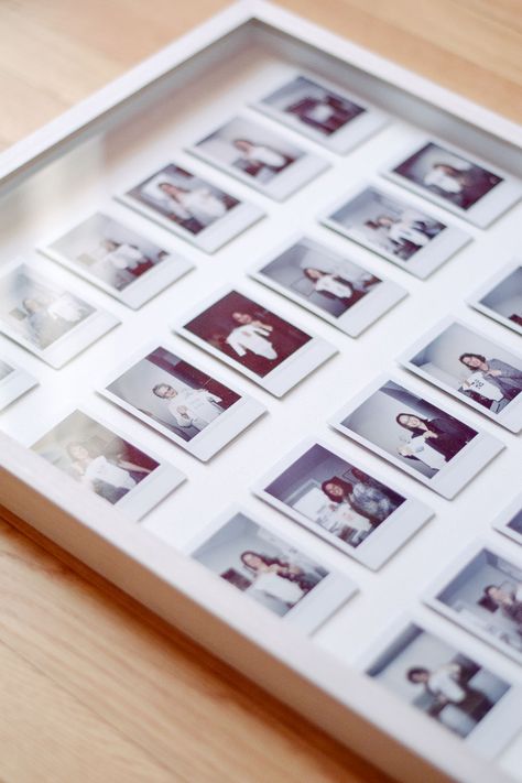 Frame For Polaroid Pictures, Instax Frame Ideas, Polaroid Display Ideas, Gift Ideas With Pictures, Display Polaroids, Photo Frame Gift Ideas, Instax Diy, Polaroid Pictures Display, Photo Frame Gifts