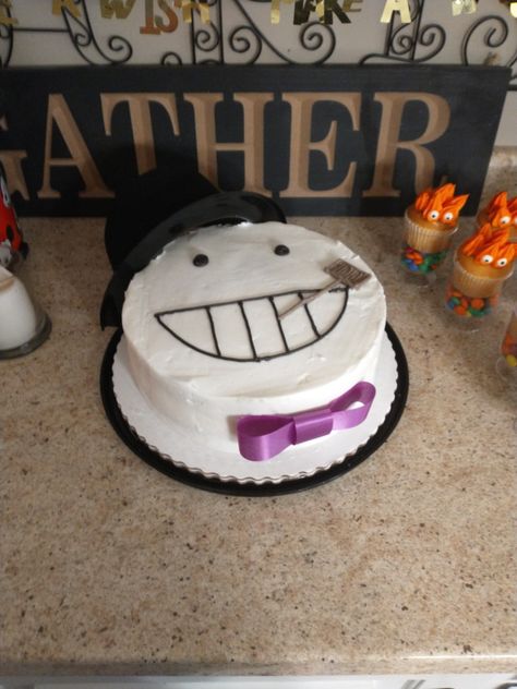 Turnip Head from Howls Moving Castle Howls Moving Castle Birthday Cake, Howls Moving Castle Food, Howls Moving Castle Birthday Party, Howls Moving Castle Party Ideas, Howls Moving Castle Cake, Ghibli Baby, Turnip Head, Castle Birthday Party, Castle Birthday Cakes