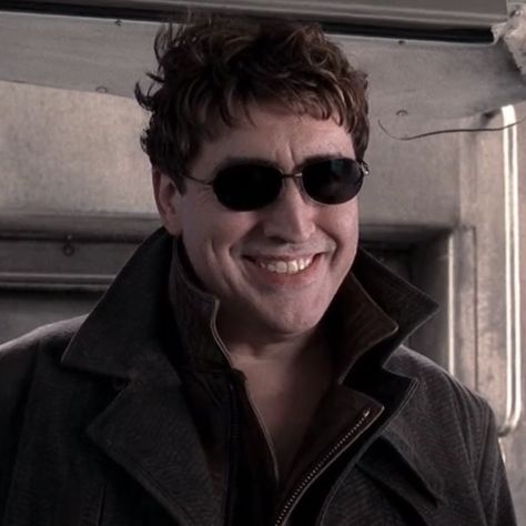 #marvel #spiderman #spiderman2 #spidermanicon #spiderman2icon #docockicon Dr Octopus, Doc Ock, Alfred Molina, Spider Man 2, Marvel Films, Marvel Funny, Doctor Strange, Marvel Spiderman, Marvel Characters