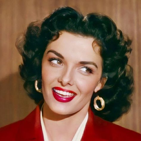 Old Hollywood Movie, Old Hollywood Actresses, Classic Hollywood Glamour, Jane Russell, Vintage Hollywood Glamour, Gentlemen Prefer Blondes, Old Hollywood Stars, Classic Actresses, Actrices Hollywood