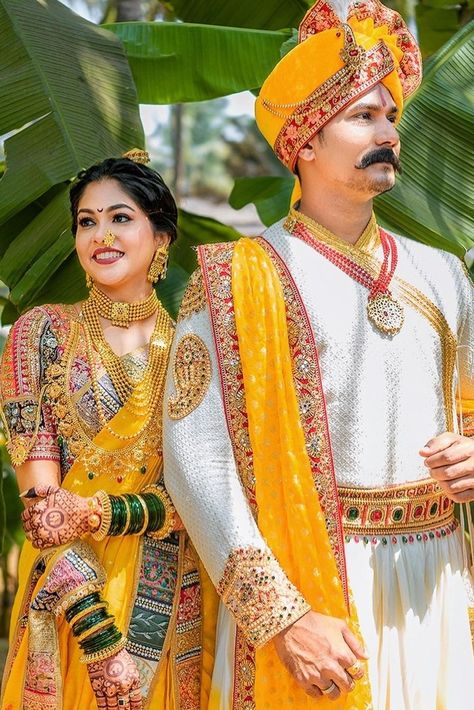 Wedding Look Maharashtrian, Wedding Looks Maharashtrian, Bride And Groom Maharashtrian Wedding Outfit, Royal Marathi Wedding Look, Maharatrian Wedding Outfit, Maharashtrian Couple Wedding Look, Marathi Wedding Outfit, Marathi Wedding Couple Poses Photography, Yellow Nauvari Saree Brides