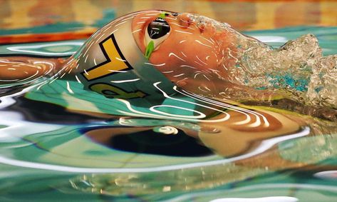 This swimmer about to break the water’s surface tension Swimmer Aesthetic, Art Coursework, Surface Tension, Bad Image, Perfectly Timed Photos, Sport Photography, Progress Pictures, Perfect Timing, Sports Photos