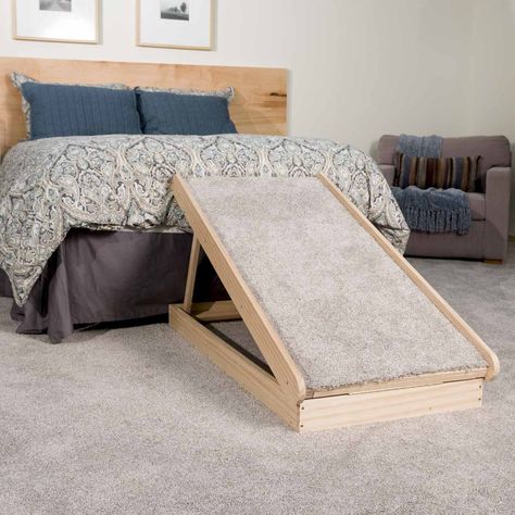 Saturday Morning Workshop: How To Build A Collapsible Dog Ramp Dog Ramp For Bed, Rabbit Diy, Pet Ramp, Woodwork Projects, Murphy Bed Plans, Healthy Brunch, Carpentry Projects, Dog Ramp, Diy Holz