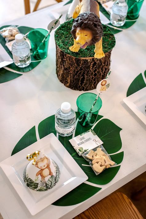 Safari Table Centerpieces Jungle Party, Wild One Centerpieces Birthday Boy, Wild One Centerpieces, Wild One Safari Birthday, One Safari Birthday, Happy Birthday B, Safari Theme Birthday Party, Safari Birthday Party Decorations, Safari Party Decorations