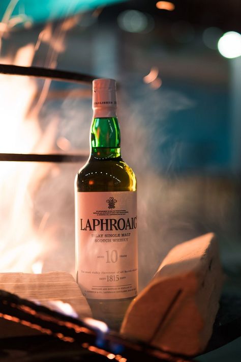 Happy Sunday, Happy 4th Advent! Come to the blog today and unveil our Gift N° 18: https://coolbrandz.com/laphroaig-scotch-whisky-islay/

#whiskylover #whiskytasting #whisky #whiskygram #laphroaig #advent #adventcalendar #giveaway #islay #scotch #peat Laphroaig Whisky, Isle Of Islay, Whisky Tasting, West Coast Scotland, Whisky Glass, Malted Barley, Whiskey Drinks, Whiskey Cocktails, Single Malt Whisky