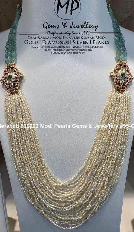 Small Beads Jewelry Indian Gold, Small Pearl Necklace Indian, Small Pearls Indian Jewellery, Pearls Jewelry Indian, Neck Pieces Jewelry, Diamond Earrings Design, Fancy Jewelry Necklace, Pearl Jewelry Design, Gold Jewelry Simple Necklace