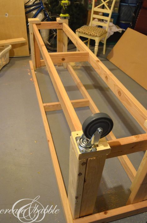 Workbench On Wheels, Everything Diy, Garage Workbench Plans, Industrial Workbench, Building A Workbench, Folding Workbench, Workbench Plans Diy, Tool Storage Diy, Diy Workbench