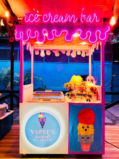 Popsicle Business, Cookies House, Korean Ice Cream, River Restaurant, Juice Bar Design, Event Booth Design, Ice Cream Business, Cool Kids Club, Ice Cream Stand