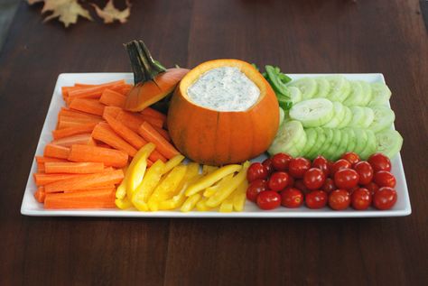 Fall Veggie Platter + Dill Dip Recipe Dill Dip Recipe, Dill Dip Recipes, Vegetable Ideas, Veggie Platter, Dill Dip, Pumpkin Dip, Fall Appetizers, Fall Vegetables, Fall Foods