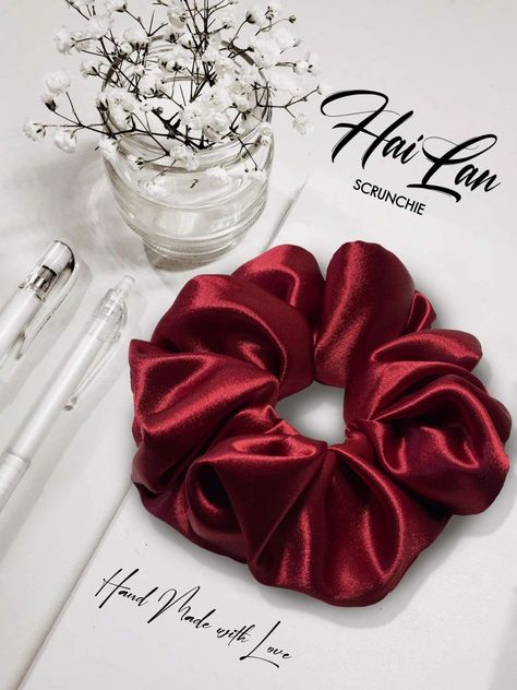 www.hailan.live Thank you for supporting my small business ❤️ Hand-made with Love ❤️ for U Flower Keyboard, Pretty Scrunchies, Scrunchies Business, Keyboard Rug, Custom Keyboard, Business Poster, Red Haired Beauty, Your Pretty, Pretty Flower