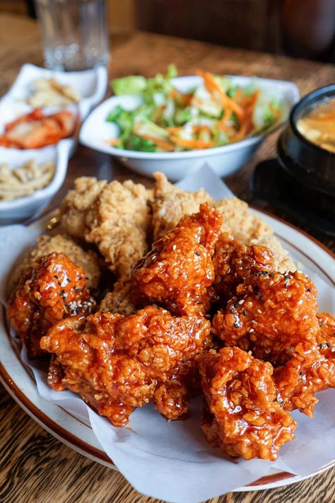 Juiciest Chicken, Chicken Crisps, Avocado Vegan, Korean Fried Chicken, Cream Photos, Chicken Food, Dessert Pictures, Dinner Wedding, Kitchen Inspo