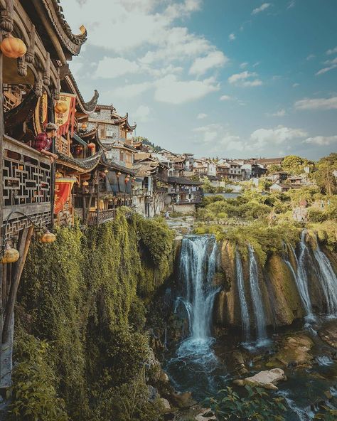 City Best Views🔝 on Instagram: “📍Furong Town , China 🇨🇳 📷: @cocoanext Follow @citybestviews for the best urban photo👆” Bloxburg Town, Hunan China, Minecraft Architecture, Scene Design, China Travel, Travel Goals, Magical Places, Cool Places To Visit, Old Town