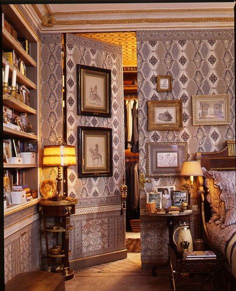 New York Bedroom, Hidden Spaces, Hidden Rooms, Secret Door, Hidden Door, Secret Rooms, Design Del Prodotto, Wallpaper Bedroom, Room Doors