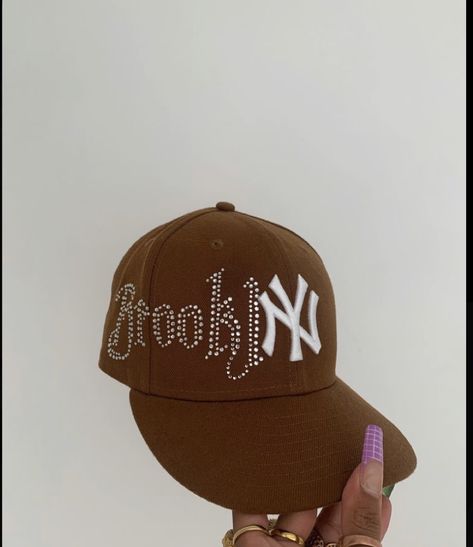 Lids Hat, Custom Fitted Hats, Swag Hats, Streetwear Hats, Nyc Fits, Dope Hats, Hat Aesthetic, Streetwear Accessories, Future Outfit