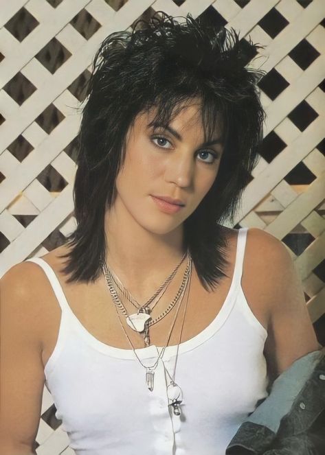 Joan Jett Aesthetic, Joan Jett Hair, Punk Girl Fashion, Joan Jett And The Blackhearts, Joan Jett The Runaways, Female Rock Stars, Lita Ford, The Runaways, Women Of Rock