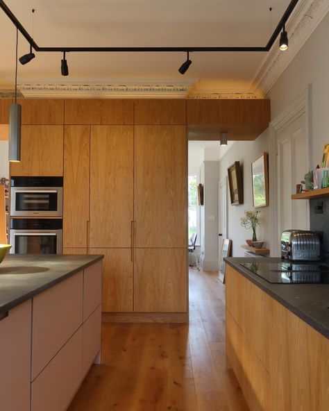 . Natural European oak and powder pink linoleum kitchen. What a beautifully warm space. Linoleum is a wonderfully tactile and earthy material and the colours are unmatched. Order a sample at the link in our profile or book a visit with us to see for yourself #forbolinoleum #pinkkitchen #sustainablekitchen #woodkitchen #kitchendesign #kitcheninspiration Cf Instagram, Linoleum Kitchen, Sustainable Kitchen, Kitchen Door, Pink Kitchen, Kitchen Doors, Wood Kitchen, Linoleum, Powder Pink