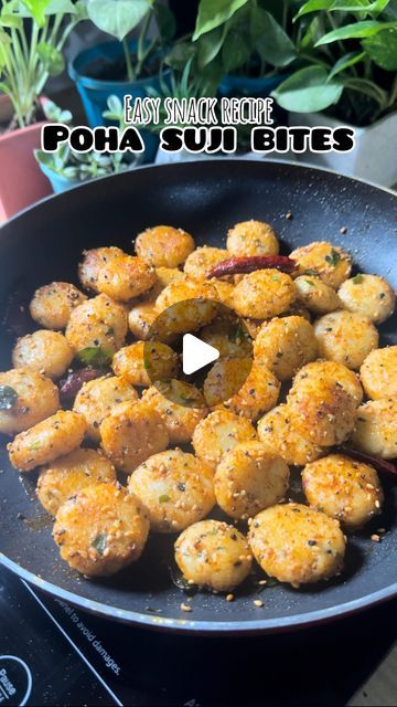 Aishwarya sonvane on Instagram: "Poha Suji Bites | Quick and Easy snack or breakfast recipe   ✅save the recipe and try it later   ✅Recipe details:  Take 1 cup poha, wash it nicely now add 1/4th cup suji/semolina and 1/2 cup curd and mix everything together  Rest this mixture for 15-20 minutes and after that mix it again  Now add salt,black sesame seeds and fresh coriander  And make a small bite sized tikkis  Now steam these for 10 minutes on medium flame  Add some oil in a Kadhai , and add mustard seeds,sesame seeds,curry leaves,red chillies and add these bites  Sprinkle some sambhar masala and mix it well  Garnish with some fresh coriander and enjoy with your favourite chutney   #pohasujikanaahta #easybreakfastideas #healthybreakfast #breakfastrecipe #healthyrecipes #kidslunchboxideas #ki Goan Snacks Recipe, Poha Breakfast Recipe, Indian Savory Snacks, Easy Indian Breakfast Ideas, Poha Snacks Recipe, Suji Snacks Recipe, Indian Snacks Recipes Easy, Quick Indian Breakfast Recipes, Poha Recipe Breakfast Indian