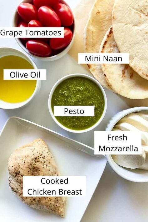 Pesto Chicken Naan Pizza, Pesto Naan Flatbread, Naan Pizza Recipes Pesto, Naan Pesto Pizza, Naan Pizza Ideas, Naan Pizzas, Pizza Craving, Chicken Pesto Pizza, Pesto Pizza Recipe