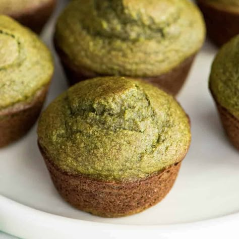 Spinach Banan Muffins Recipe Hulk Muffins, Spinach Banana Muffins, Green Muffins, Spinach Muffins, Fruit And Veggies, Kid Snacks, Banana Muffin Recipe, Glutenfree Dairyfree, Healthy Muffins