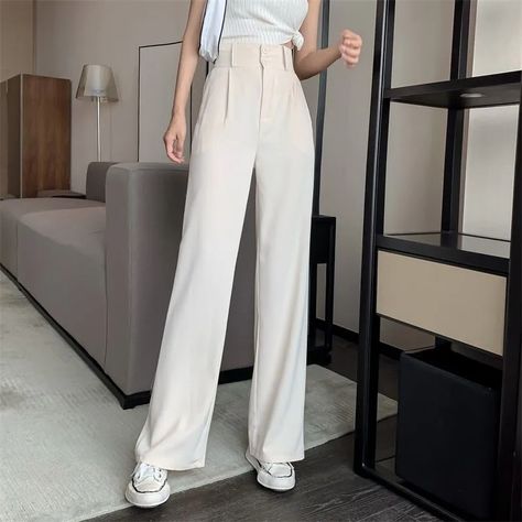 White Trousers Outfit Casual, White Trousers Outfit, Trousers Outfit Casual, Summertime Dresses, High Waisted Pants Outfit, Wedding Outfits For Women, White Pants Outfit, White Dress Pants, Trouser Outfit