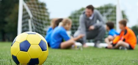 Soccer-Related Injuries in Kids are Rising – What Can Parents Do? - HealthyChildren.org Soccer Injuries, Soccer Pro, High School Soccer, Team Coaching, Sports Coach, College Soccer, High School Sports, Workout Warm Up, Play Soccer