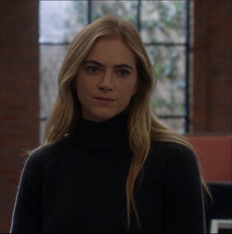 Ncis Ellie Bishop, Ellie Bishop Ncis Outfits, Bishop Ncis, Ellie Bishop Ncis, Ncis Bishop, Eleanor Bishop, Ellie Bishop, Emily Wickersham Ncis, Manga Woman