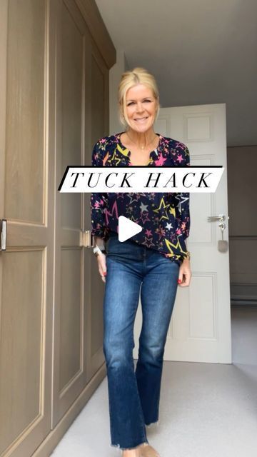 Abby Wood on Instagram: "How to tuck if you’re tummy conscious 💥 

I’m a big fan of a tuck - as you probably know! It creates shape & lengthens your legs 🤩.

But I do get a lot of feedback about how to tuck if you’re conscious of your tummy 🤷‍♀️
That’s when I suggest a side tuck. This creates a diagonal line which detracts from the tummy area and still lengthens your legs making you appear taller/longer 👌

Top @mercydelta
Jeans @7forallmankind

#styleupwithabby
#personalstylist 
#styletips 
#styletipsandtricks 
#mystyle
#lifeofastylist
#stylist
#stylesdvice
#stylehelp
#howtowear
#whattowear
#hardworkingwardrobe
#whattoweartoday
#outfitinspo 
#outfit inspiration
#everydaystyle 
#tuck" How To Style Big Shirts With Jeans, T Shirt Knot, Clothing Tips, Blazer Outfits For Women, Boot Cut Leggings, Knots Diy, Diagonal Line, Over 60 Fashion, Sewing Tutorials Clothes