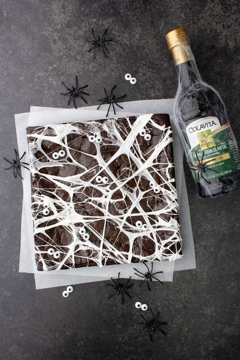 Brownie Spider Web, Marshmallow Spider Web, Spider Web Brownies, Marshmallow Web, Brownies For Halloween, Olive Oil Brownies, Mummy Brownies, Oil Brownies, Black Cocoa Powder