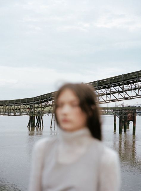 by Hart Leshkina depth of field / blurry portrait Yumi Lambert, A Woman, Water, Photography