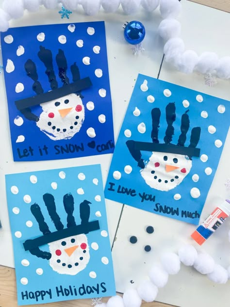 20 SIMPLE DIY Christmas Cards for Kids - ABCDee Learning Snowman Lesson Plans For Toddlers, January Childrens Crafts, Snowman Handprint Card, Cold Weather Crafts For Preschoolers, Snow Man Art For Kids, Snowman Projects For Preschoolers, Snow Man Craft For Toddlers, Christmas Theme Crafts For Toddlers, Holiday Crafts For Toddlers Christmas