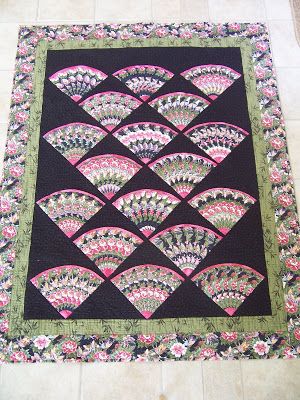 Fan Quilts Ideas, Fan Quilt Pattern, Fan Quilts, Kaleidoscope Quilts, Fan Quilt, Hexagon Quilt Pattern, Flower Quilt Patterns, Dresden Plate Quilts, Dresden Quilt