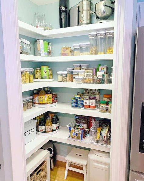 Small Corner Pantry, Shelving Inspiration, Corner Pantry Organization, Functional Pantry, Corner Pantry Ideas, Small Walk In Pantry, Walk In Pantry Ideas, Pantry Layout, Open Pantry