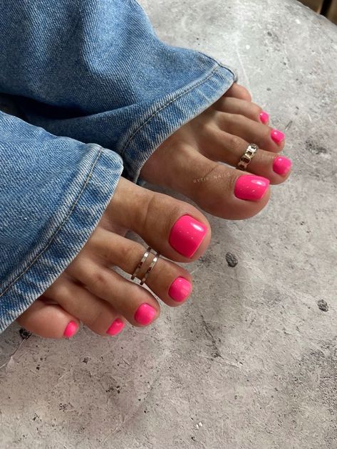 Summer 2024 Toe Nail Colors, 2024 Summer Nail Colors, Summer Toes 2024, Summer Toenails, Pink Pedicure, Press On Toenails, Summer Pedicure, Gel Toe Nails, Summer Toes