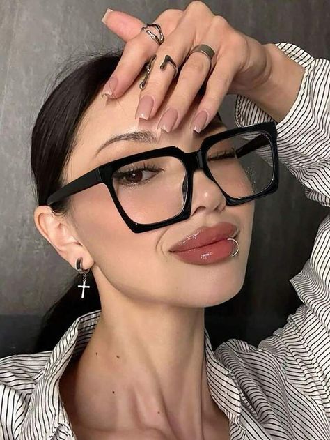 #eyewear 👓 #eyewearfashion 👀 #clearlenses 🌟 #squareframes 🔲 #boldstyle 💥 #timelessdesign ⏳ #fashionaccessory 👗 #eyeweargoals 🎯 #styleupgrade 🚀 #classicframes 🖤 #clearvision 👀 #opticalstyle 👓 #modernlook 🔥 Clear Lens Glasses, Square Frame, See The World, Square Frames, Bold Fashion, Lenses, In Style, Sleek, Square