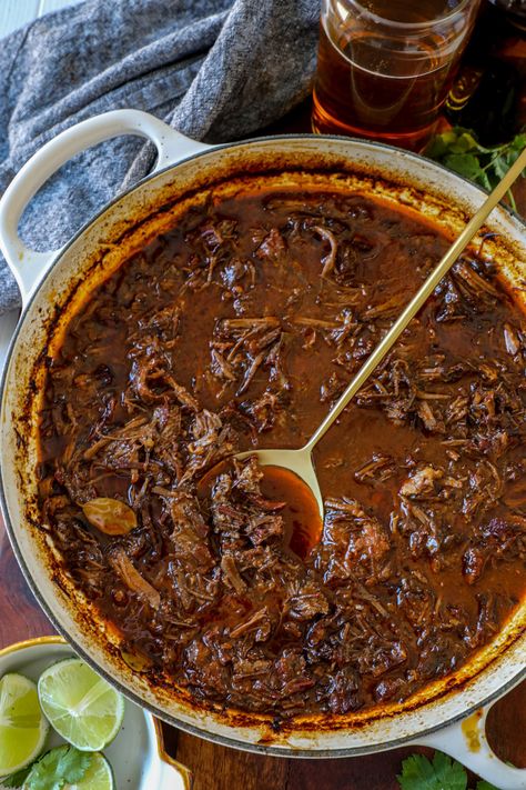 Smoked Barbacoa Recipe Barbacoa Sauce Recipe, Authentic Barbacoa Recipe, Smoked Barbacoa, Barbacoa Sauce, Smoked Pot Roast, Texmex Recipes, Brisket Seasoning, Smoked Chuck Roast, Barbacoa Recipe