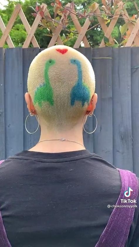 Technicolor Tresses: Creative Hairstyle Ideas to Embrace Every Shade Shaved Head Designs, Hair Colour Design, Best Hair Color, Shaved Hair Designs, Buzzed Hair, Colourful Hair, Punk Hair, Hair Tattoos, Shaved Head