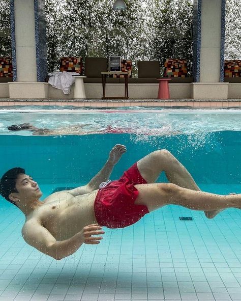 Floating Poses Reference Male, Pool Boy, Anatomy Drawing, Cool Poses, Male Poses, Boy Art, Photoshoot Poses, Male Body, Art Reference Photos