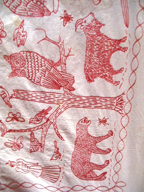 Redwork1 Thread Ideas, White Quilts, Red And White Quilts, Redwork Embroidery, Thread Art, Red Embroidery, Needlework Embroidery, Folk Embroidery, Embroidery Fabric