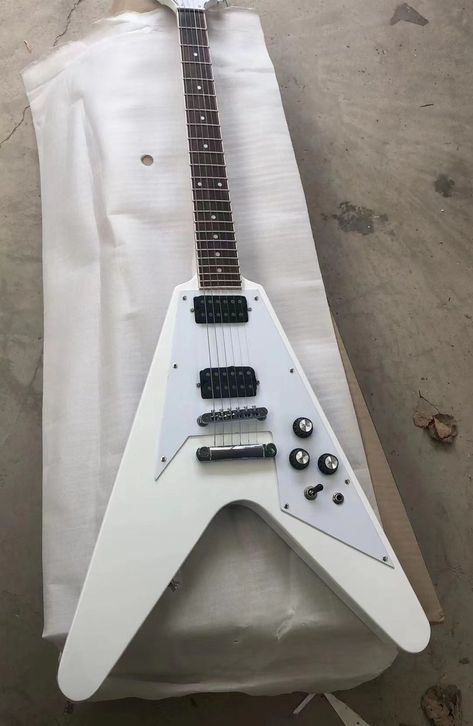 electric guitar flying v Mahogany BOdy High Quality.syi V Electric Guitar, Electronic Guitar, V Shaped Guitar, Flying V Bass Guitar, V Shaped Electric Guitar, Left Handed Electric Guitars, Sick Guitars, Flying V Guitar, Hollowbody Electric Guitar