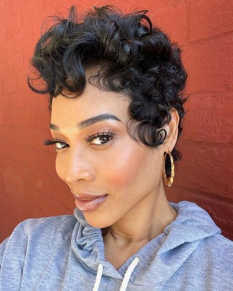 Fifi Mahoney Wigs, Mimi Faust, Famous Faces, Beauty Make Up, Wig Hairstyles, Wigs, Short Hair Styles, Thank You, Hairstyles